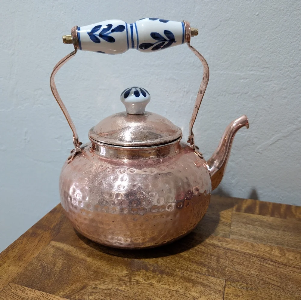Copper‎ Teapot With Porcelain Handle Large